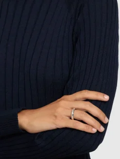 Anello sottile Essentials