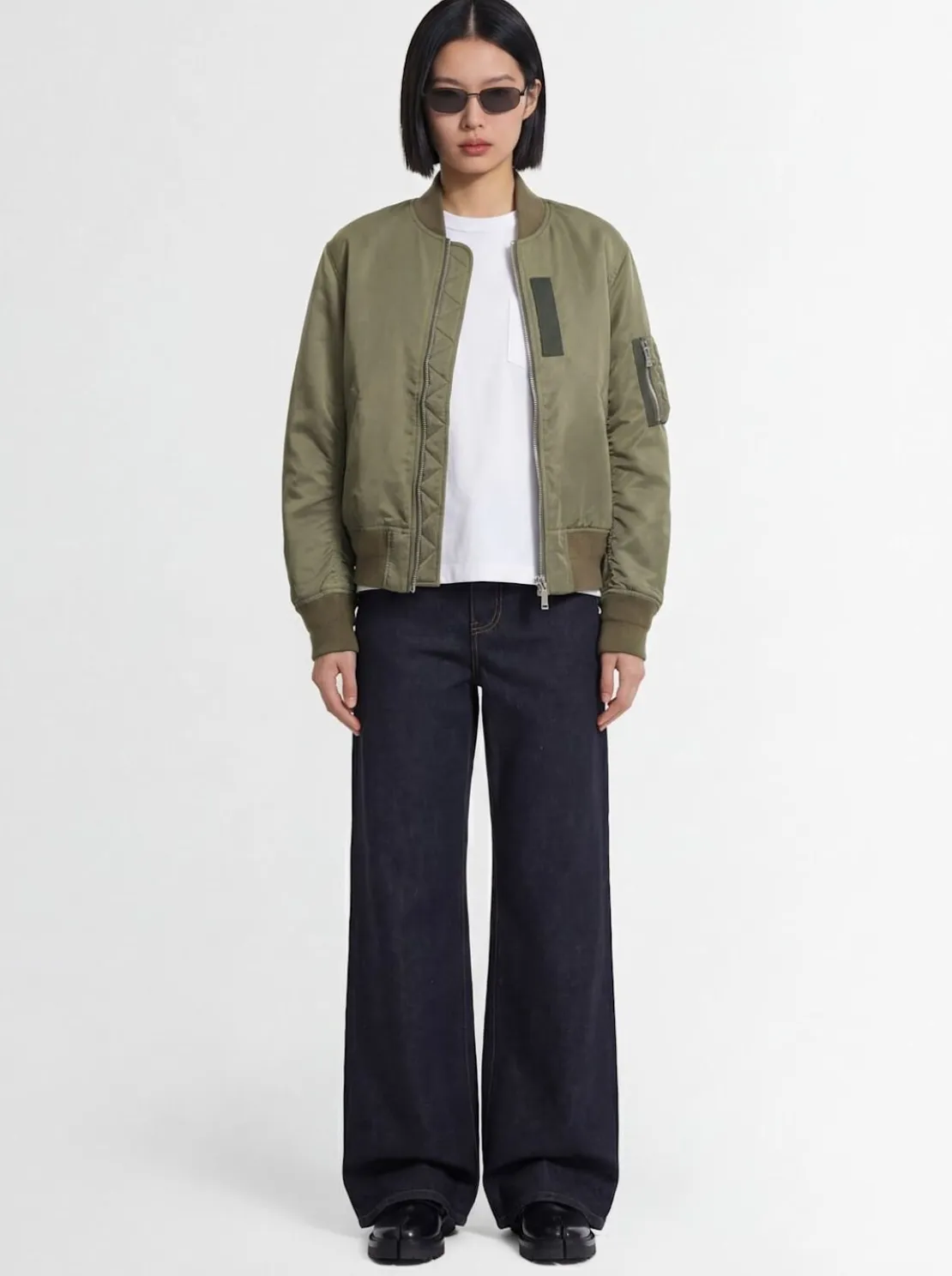 Bomber in nylon con zip