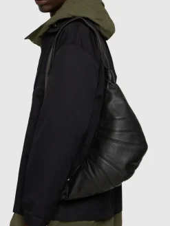 Borsa media Croissant in pelle martellata