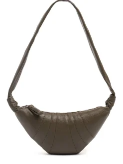 Borsa piccola Croissant in pelle martellata