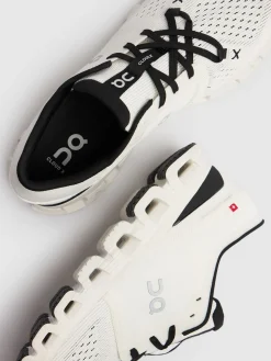 Cloud X 4 sneakers