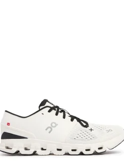 Cloud X 4 sneakers