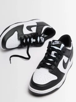 Dunk Low sneakers