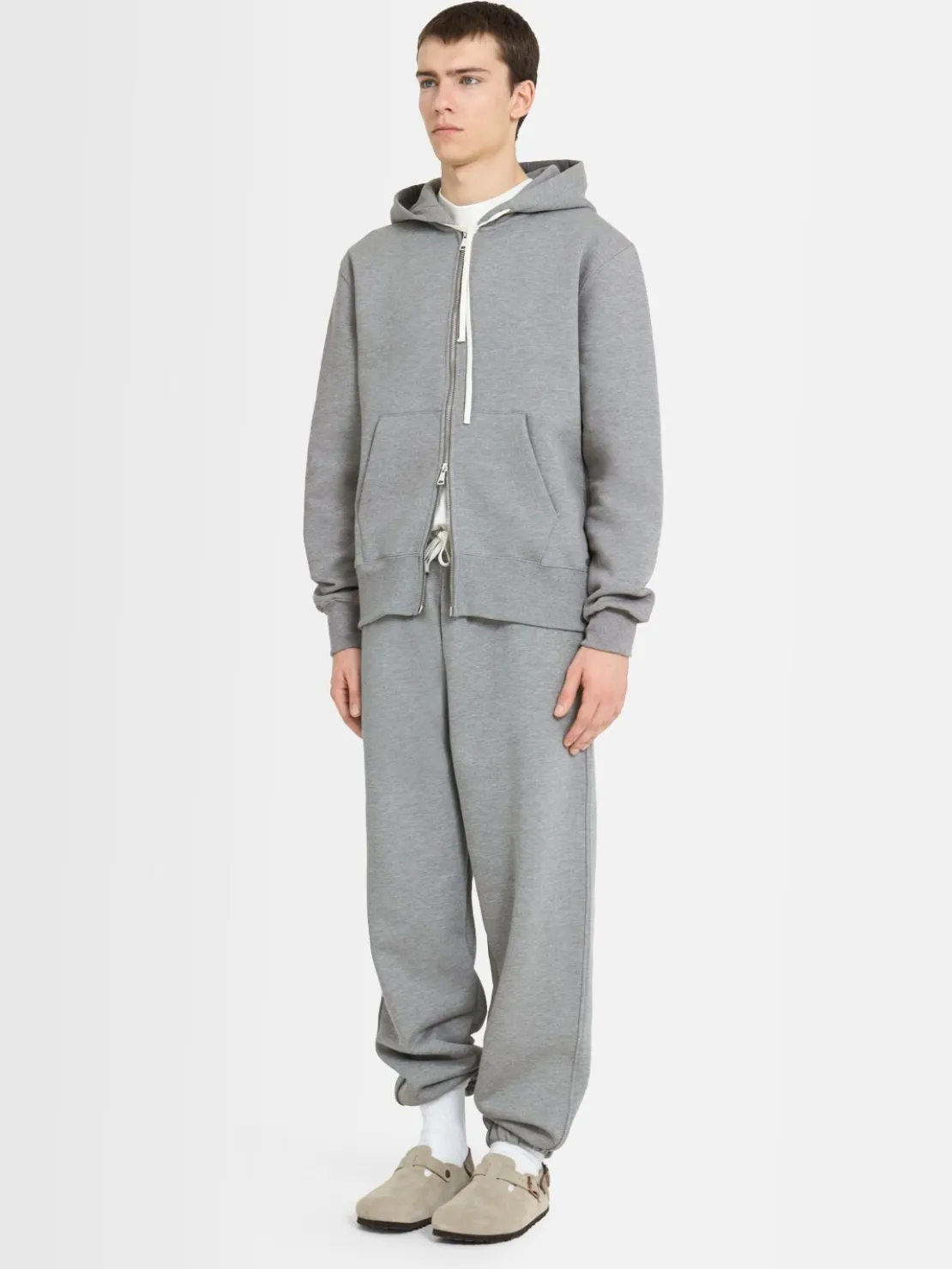 Felpa in cotone con zip e cappuccio