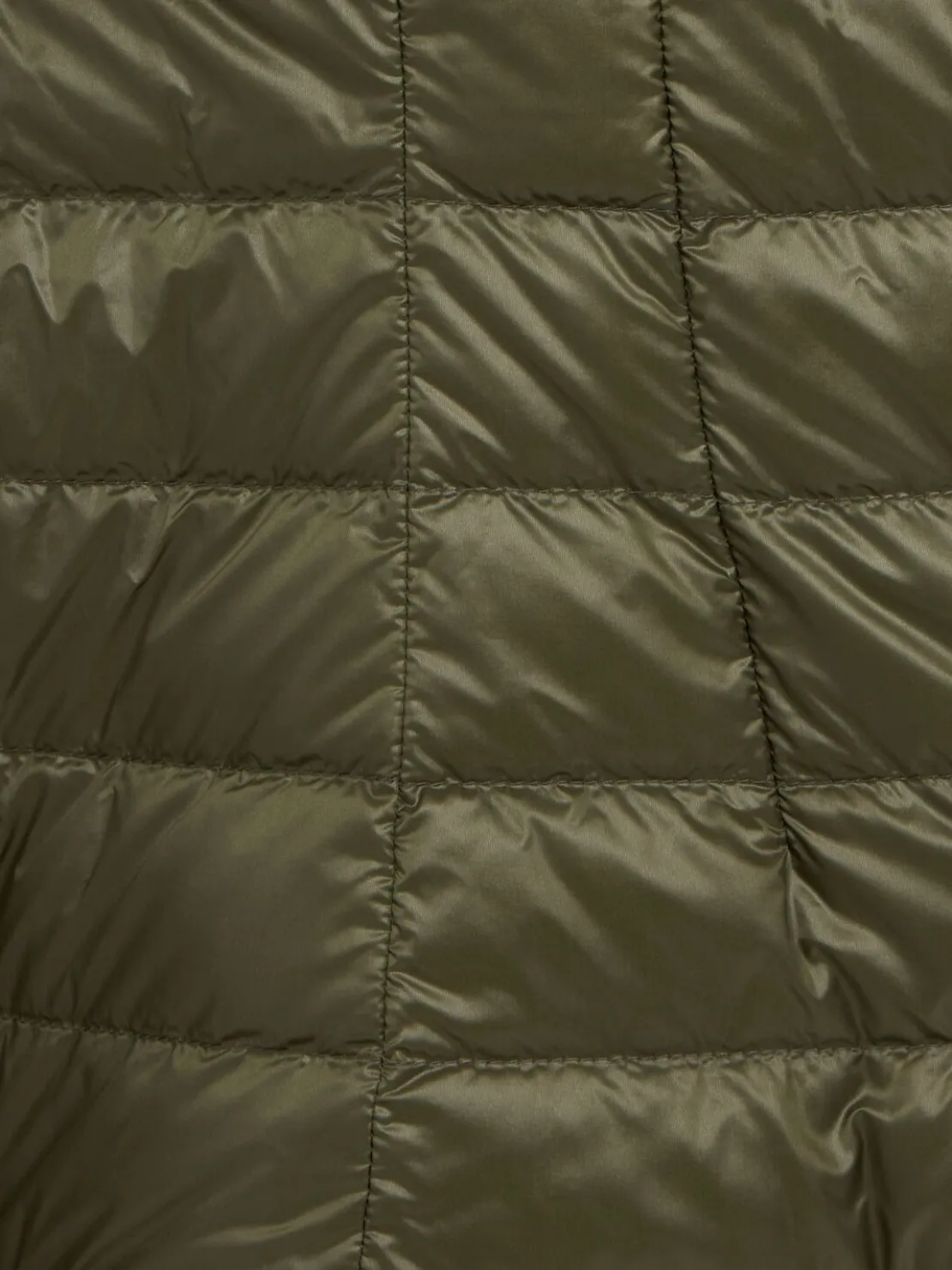 Geranium quilted nylon down jacket