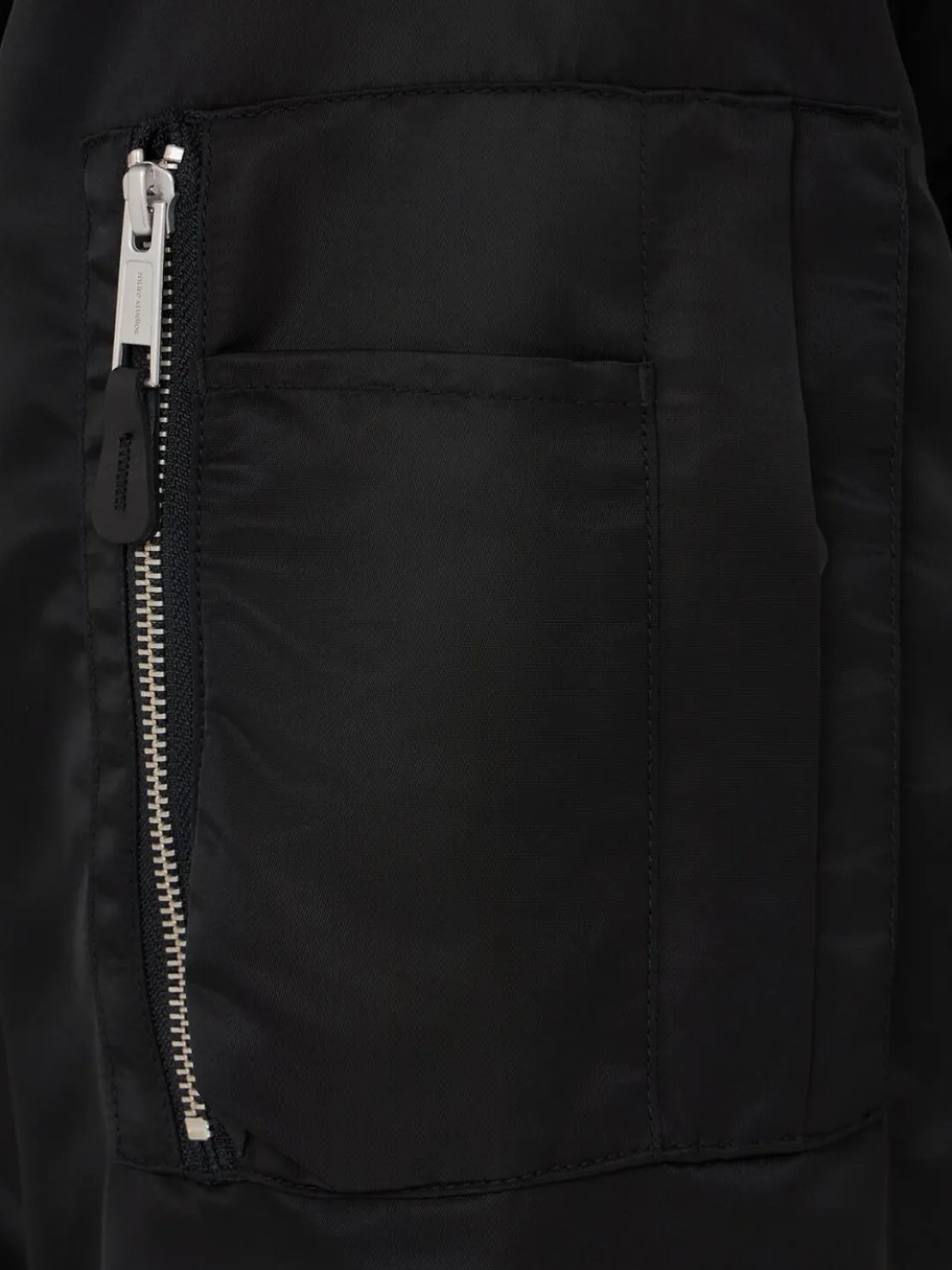 Giacca bomber con cappuccio