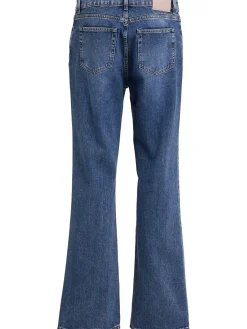 Jeans in denim