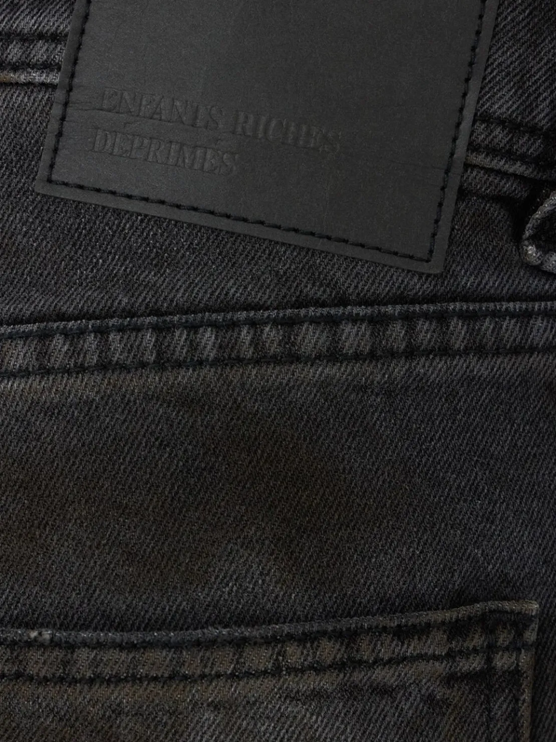 Jeans larghi svasati