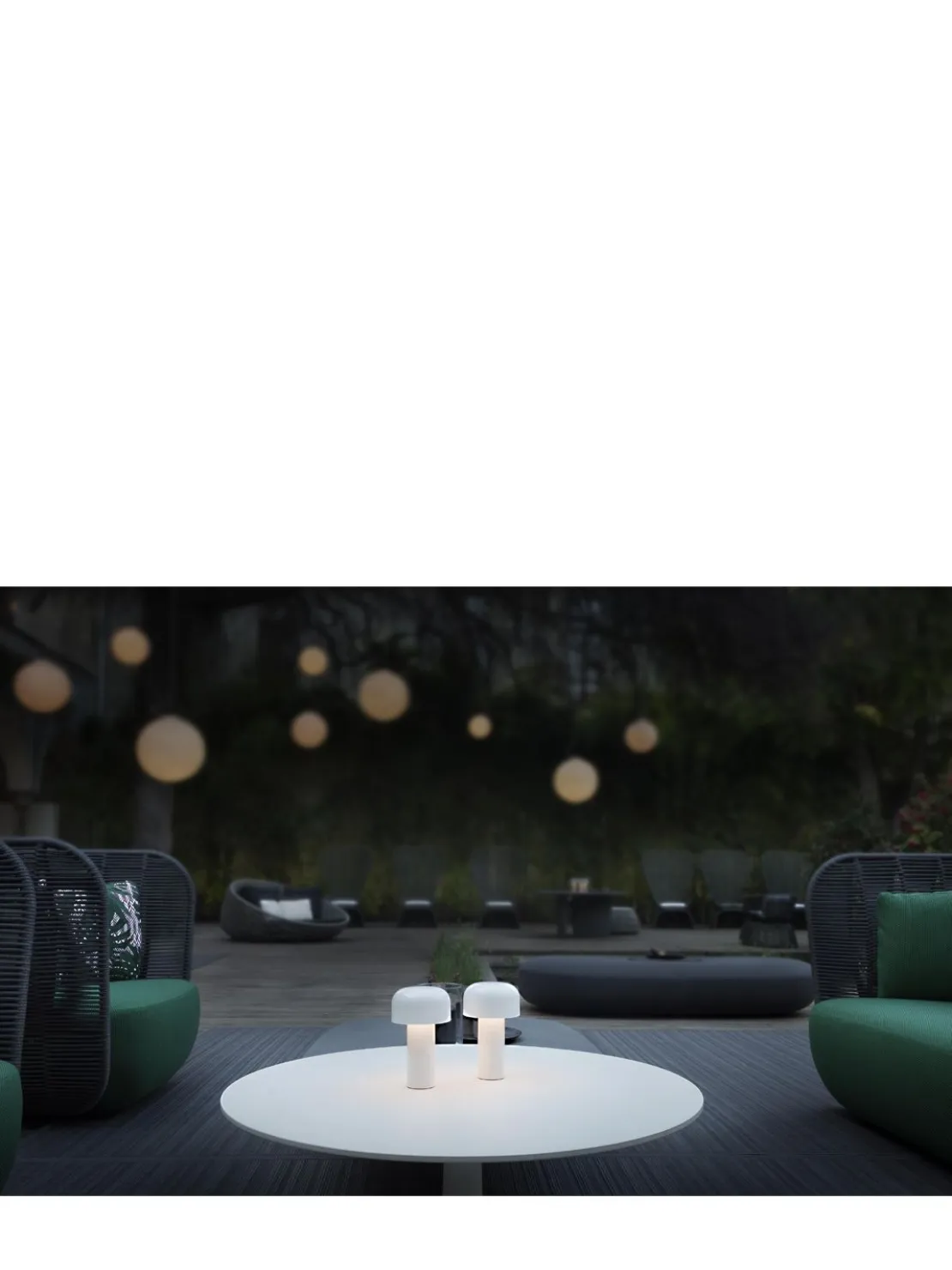 Lampada da tavolo Bellhop