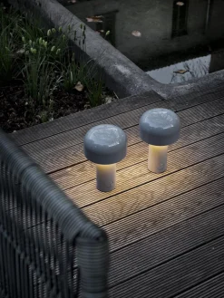 Lampada da tavolo Bellhop