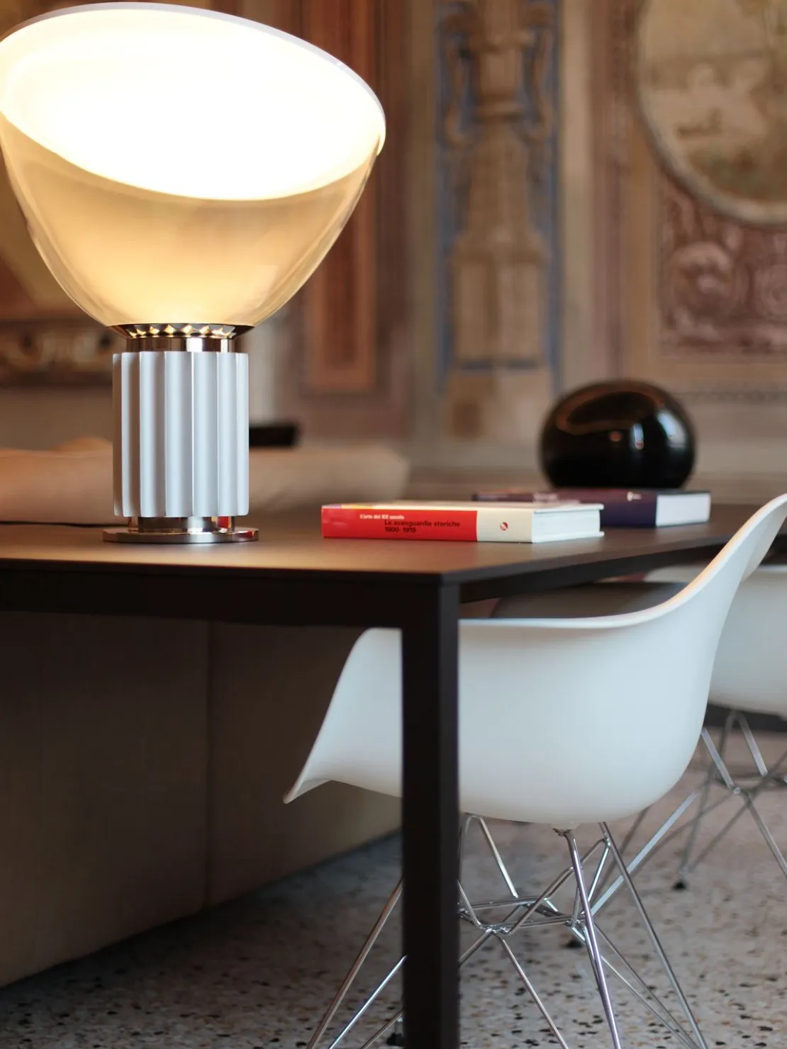 Lampada da tavolo piccola Taccia Silver a LED