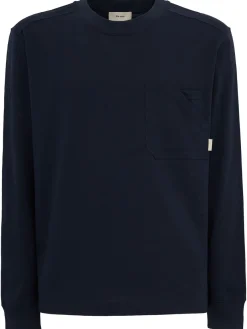 Long-sleeve t-shirt w/ pocket