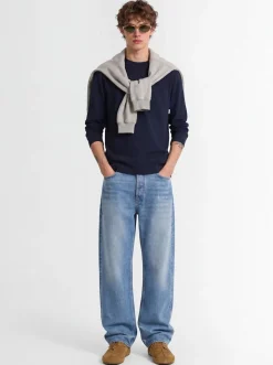 Long-sleeve t-shirt w/ pocket