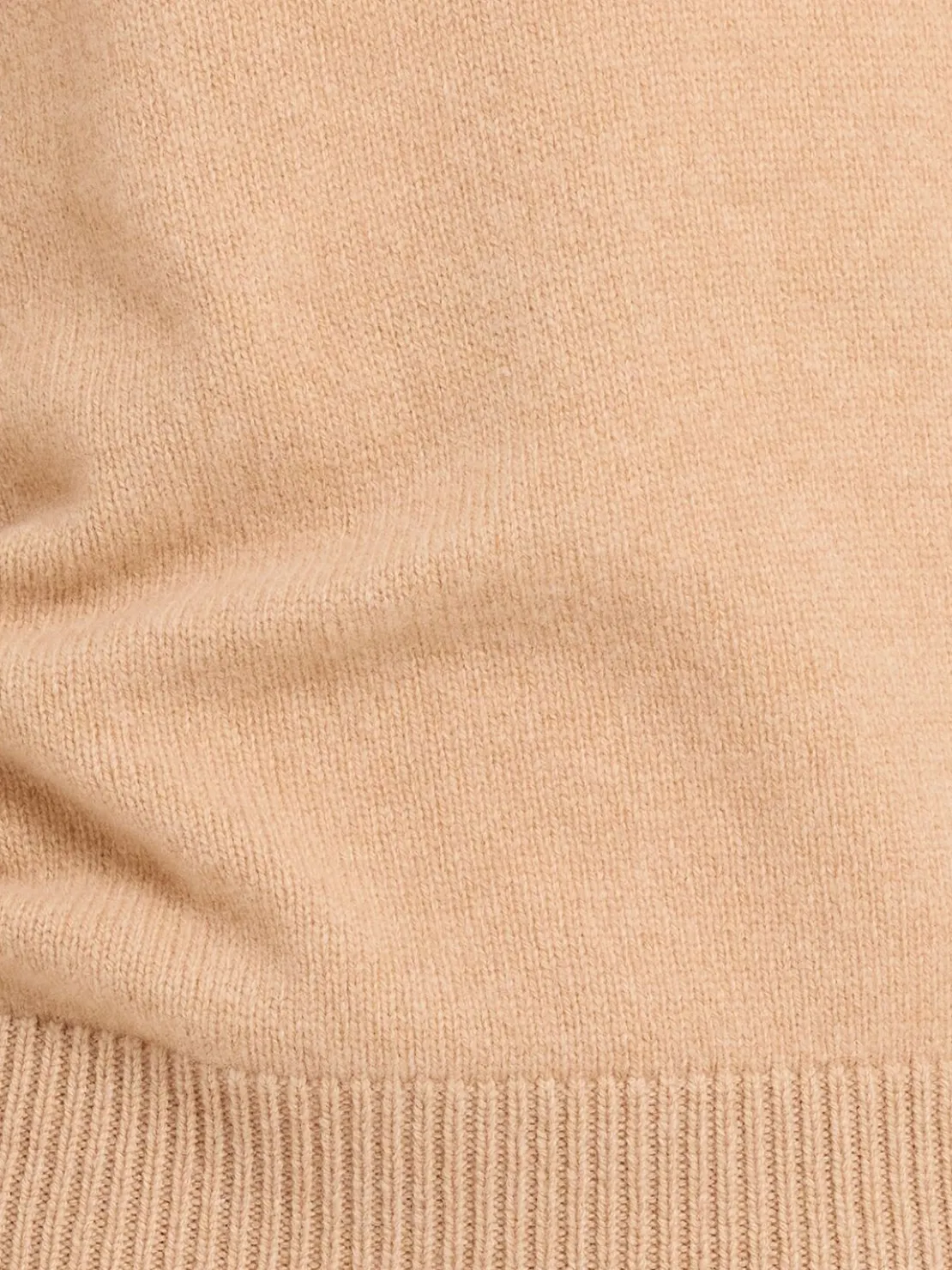 Maglia in lana con scollo a V