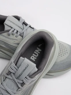 MagMax Nitro 2 sneakers