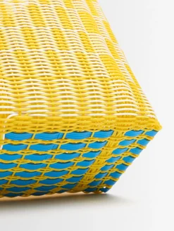 Medium woven basket bag