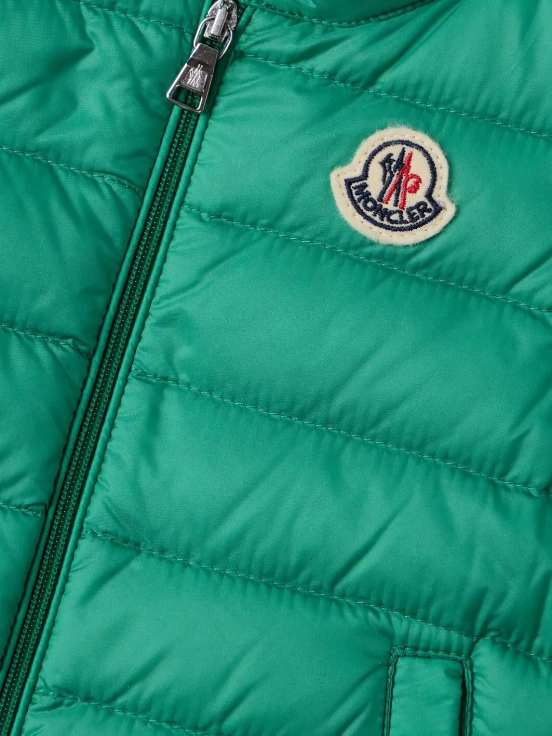 New Amaury nylon packable down vest