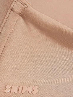Nylon t-shirt bra