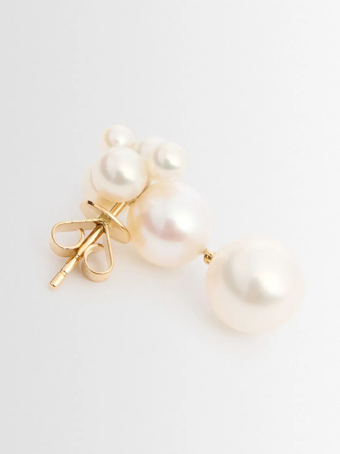 Orecchino mono Bisou Perle in oro 14kt