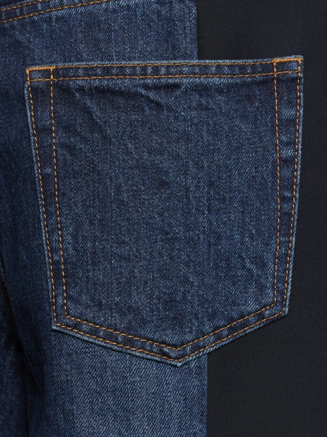 Pantaloni in denim e tessuto