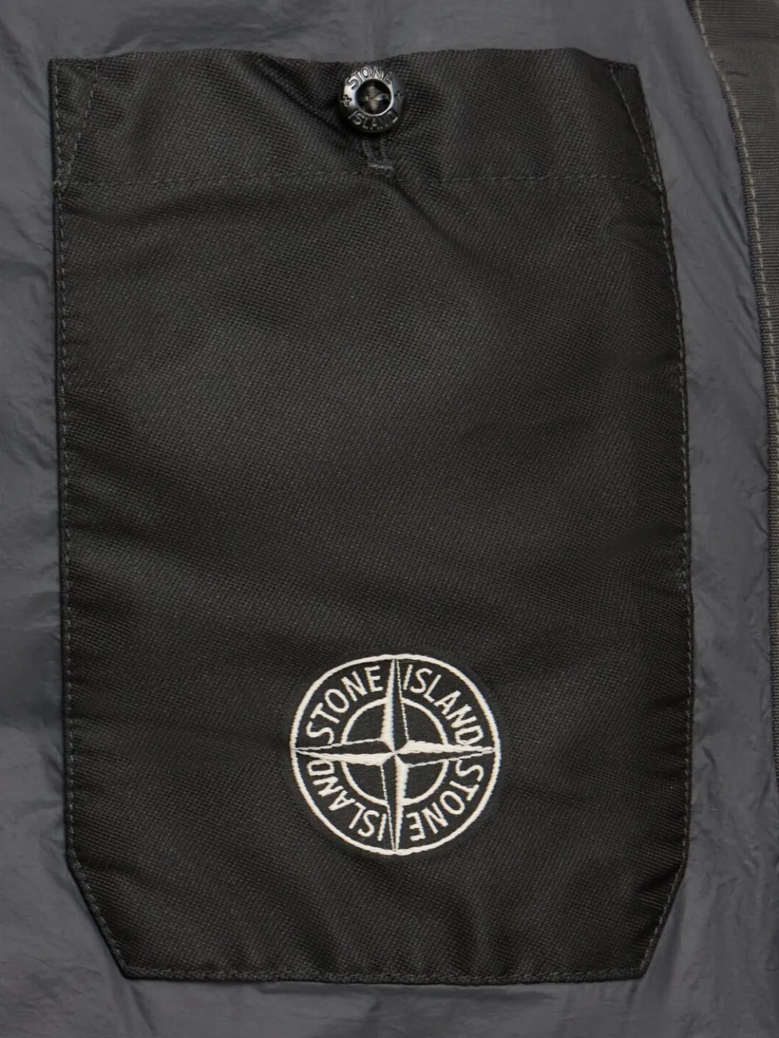 Piumino parka corto in nylon