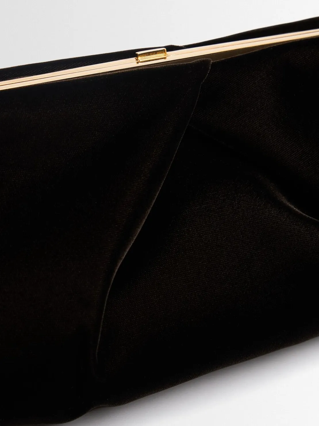 Pochette grande in pelle