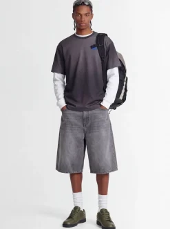 Premium Essentials tee