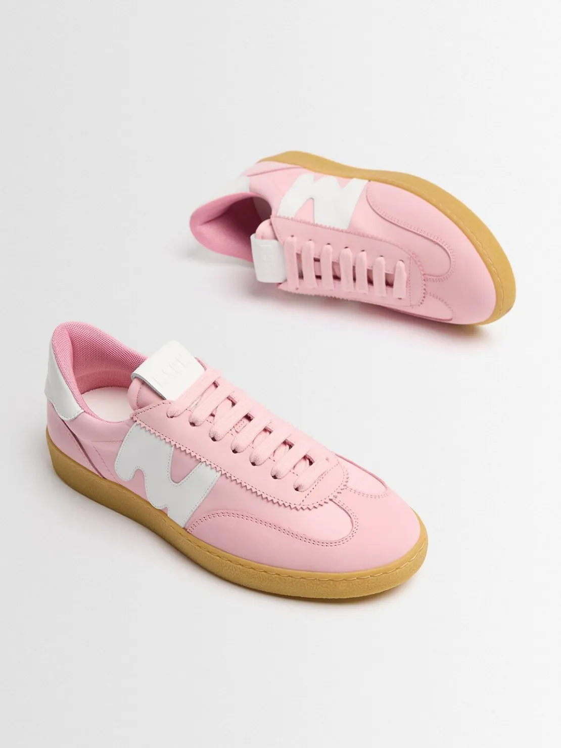 Retro Trainer leather lace-up sneakers