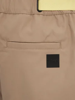 Reve tech Bermuda shorts