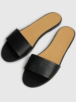 Sandali bassi Signum in pelle