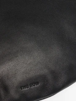 Small izzy light leather shoulder bag