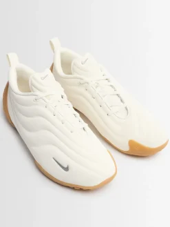 Sneakers Astra Ultra