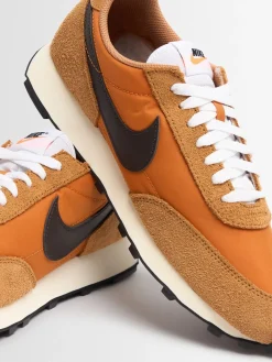 Sneakers Daybreak SP