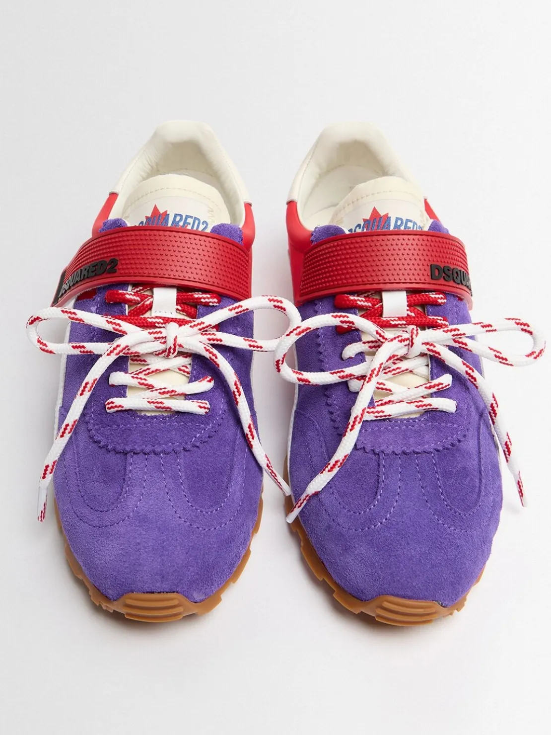 Sneakers DC-642 con lacci