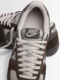 Sneakers Field General