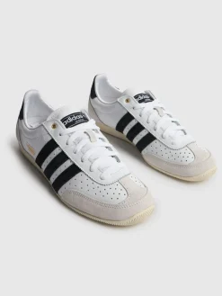 Sneakers Japan