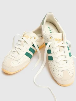 Sneakers Japan