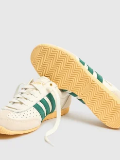 Sneakers Japan