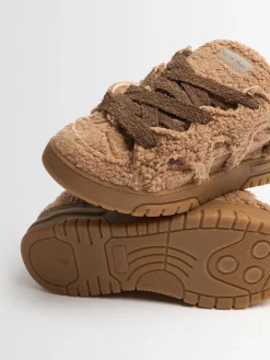Sneakers Model 1
