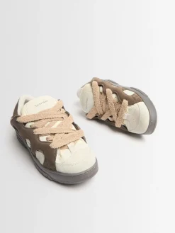 Sneakers Model 1