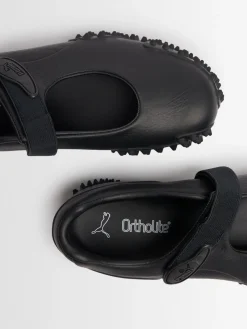 Sneakers Mostro Fey