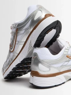 Sneakers P-6000