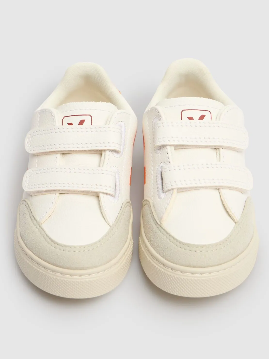 Sneakers V-12 in pelle senza cromo