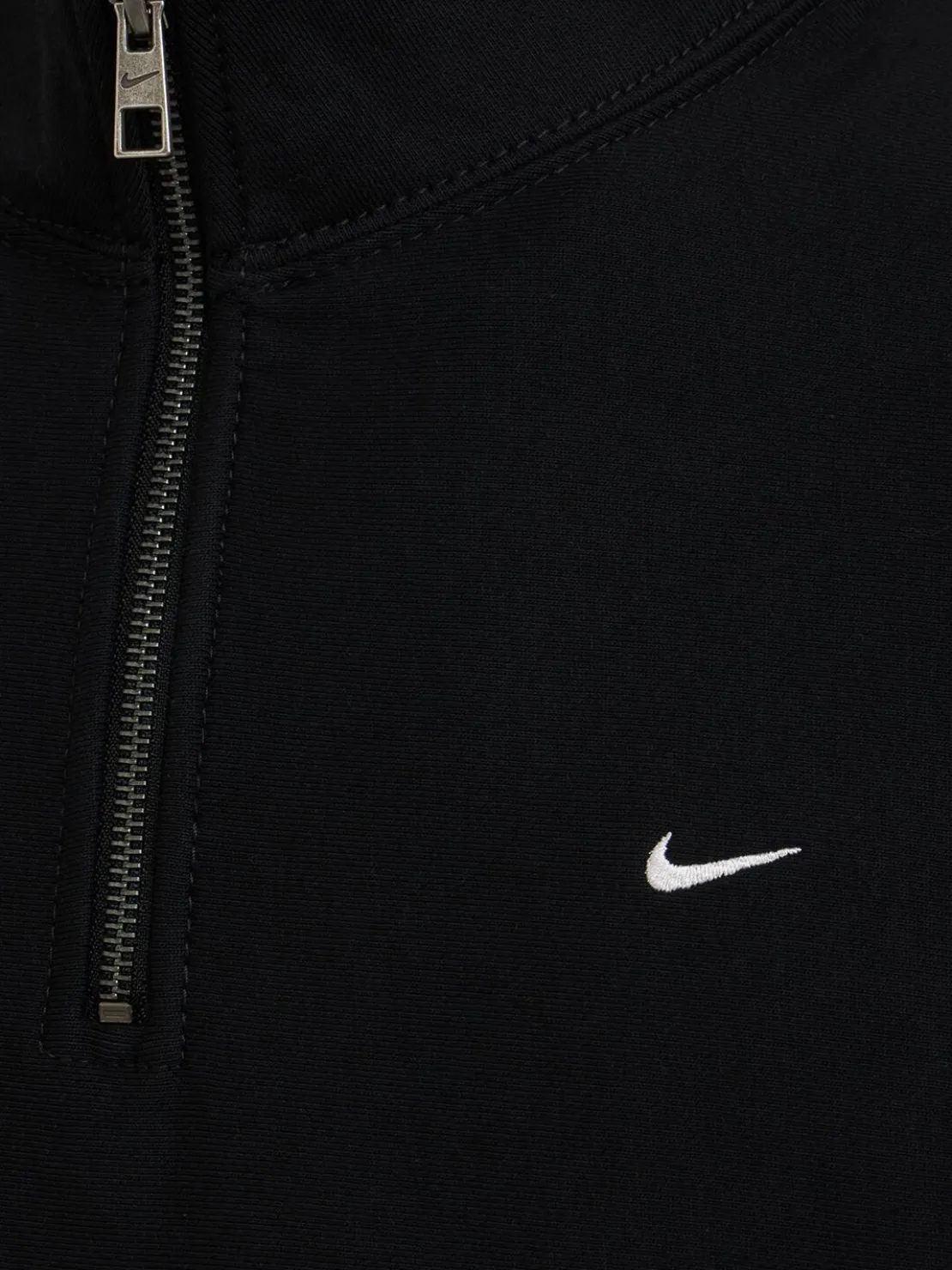 Solo Swoosh quarter zip sweatshirt