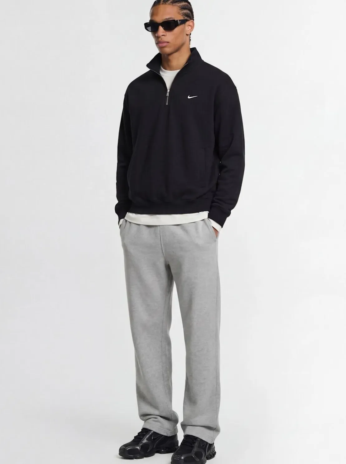 Solo Swoosh quarter zip sweatshirt