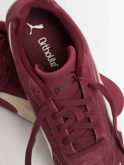 Speedcat sneakers