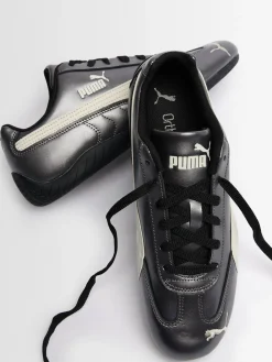 Speedcat sneakers