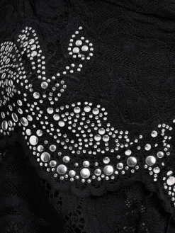 Top con spalle scoperte