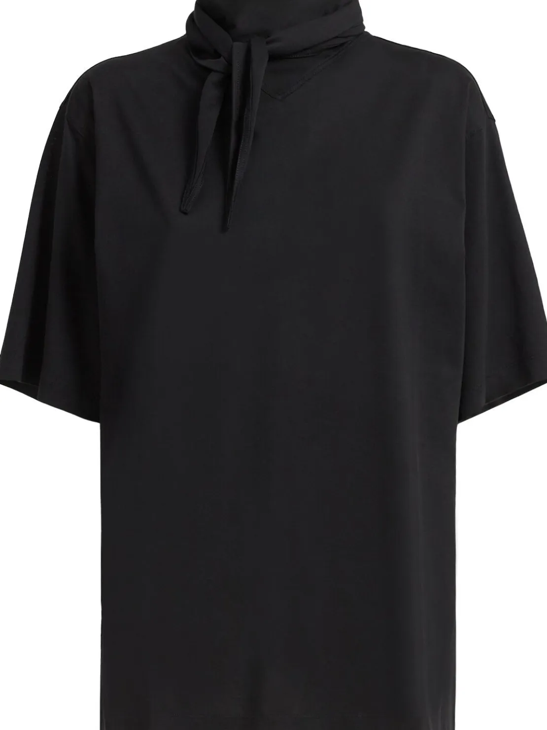 T-shirt w/ scarf