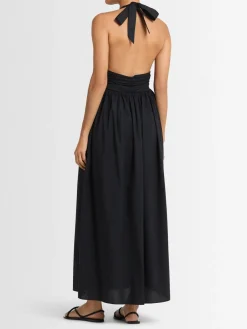 Vestito lungo / chiusura al collo e scollo
